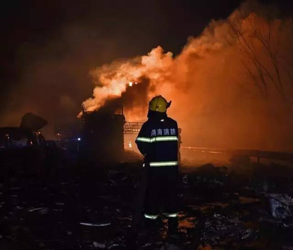 違規(guī)借用資質