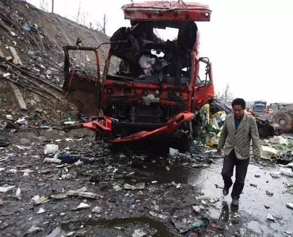 ?；愤\輸資質