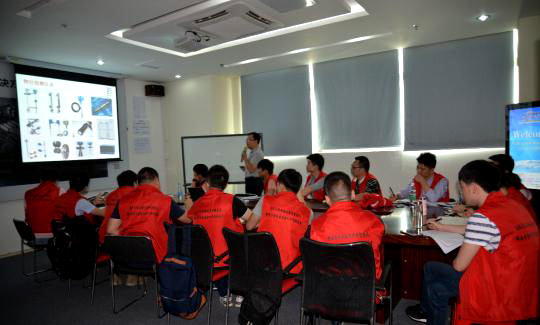 深?yuàn)W圖儀控學(xué)院危化品行業(yè)大講堂